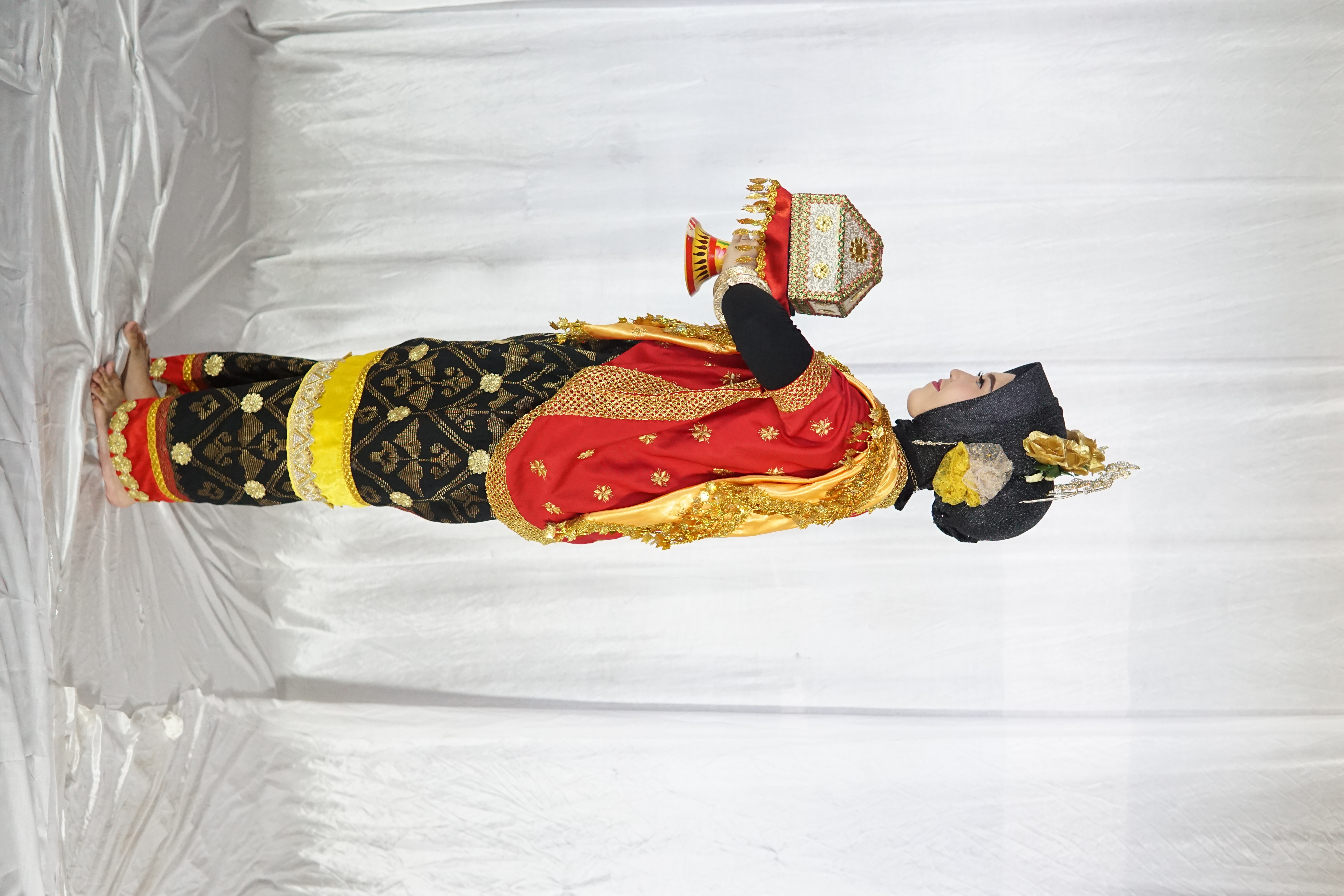 Tari Nguri